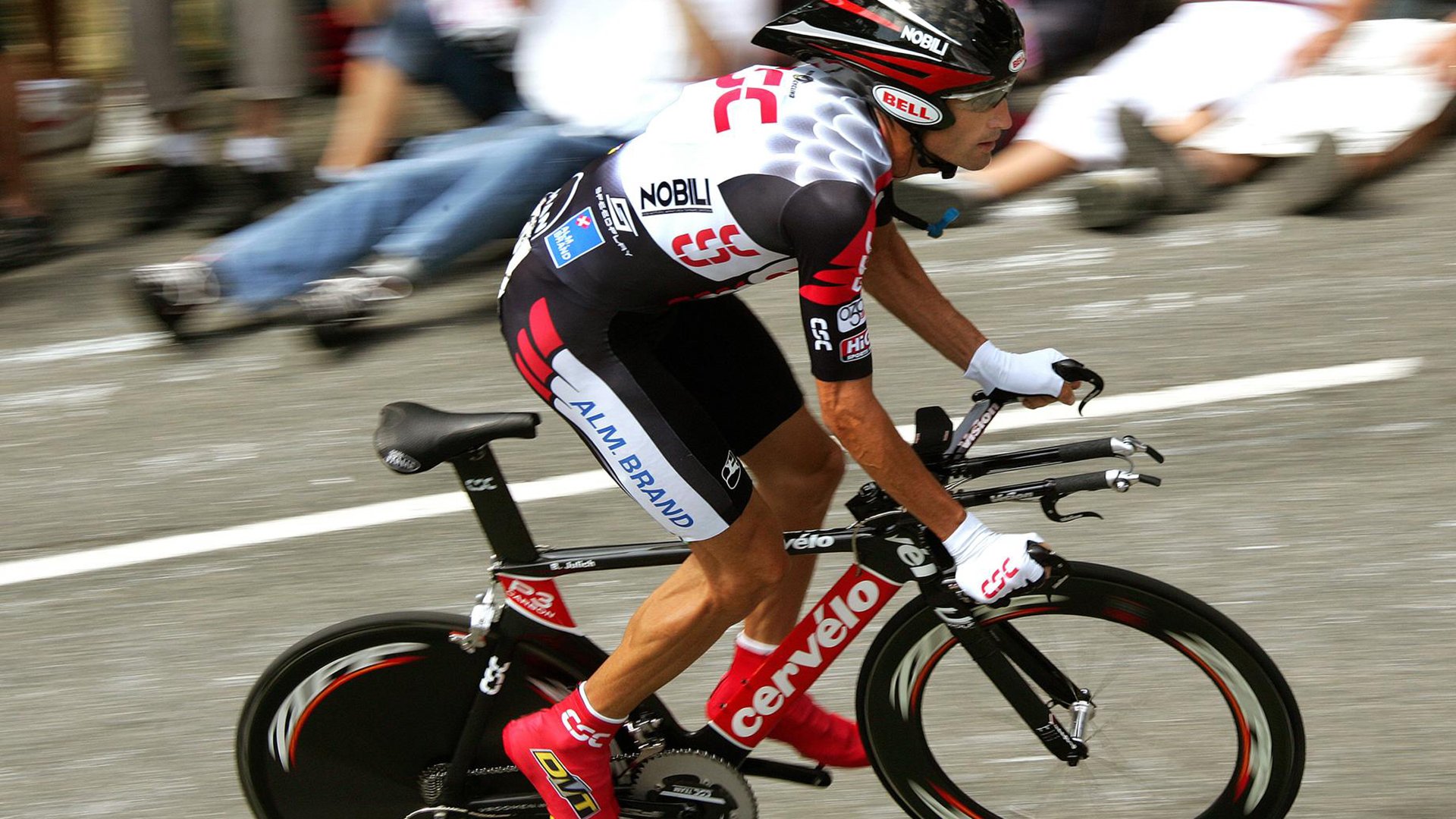 字母哥的加冕礼,当希腊怪兽在总决赛接管一切