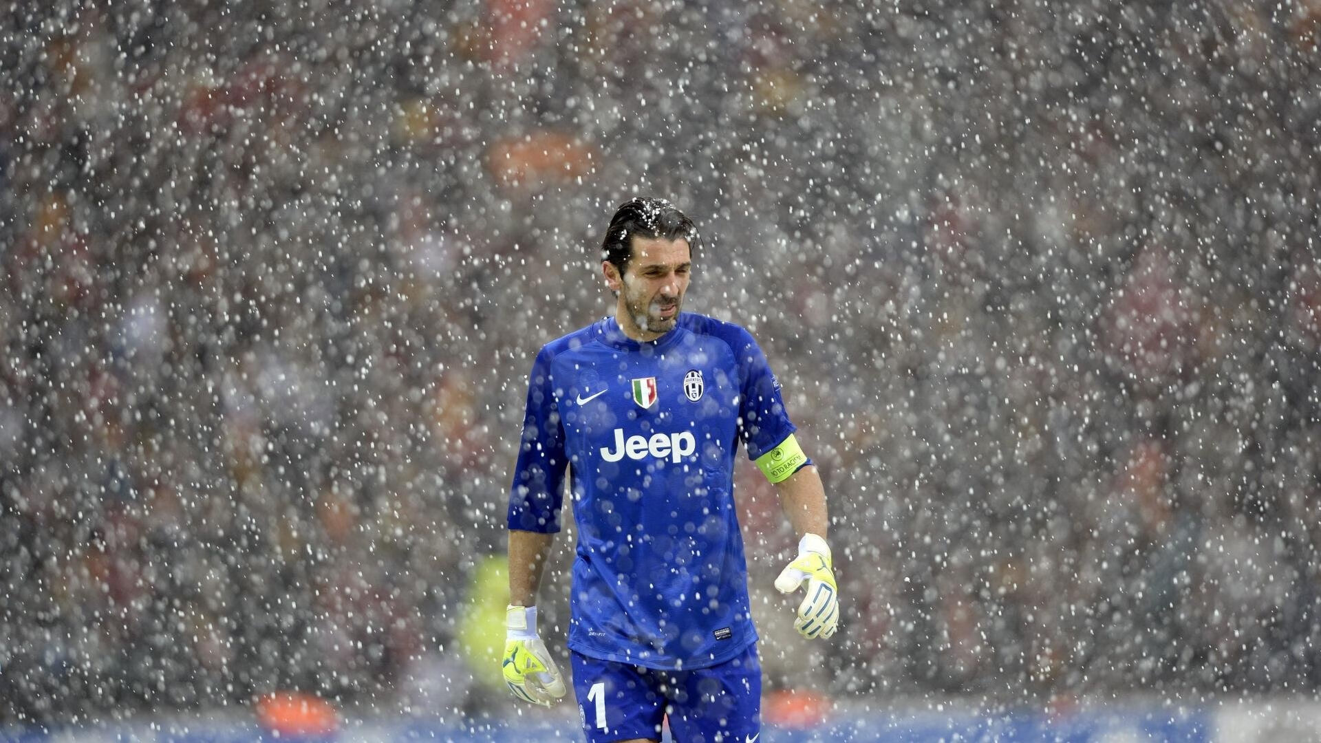 特奥的利剑，当智利高原雄鹰刺穿拉齐奥的蓝色天空